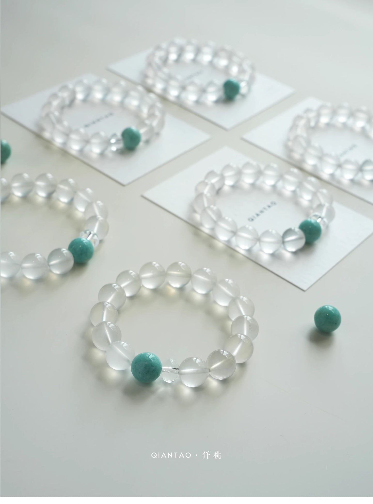 Cream-style white crystal bracelet